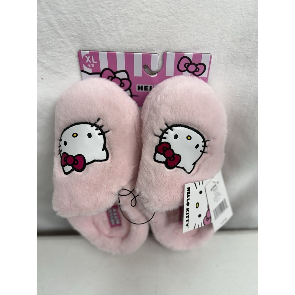 HELLO KITTY Cozy Plush Slippers Big Kid XL 4/5 Pink NWT Super Cute!